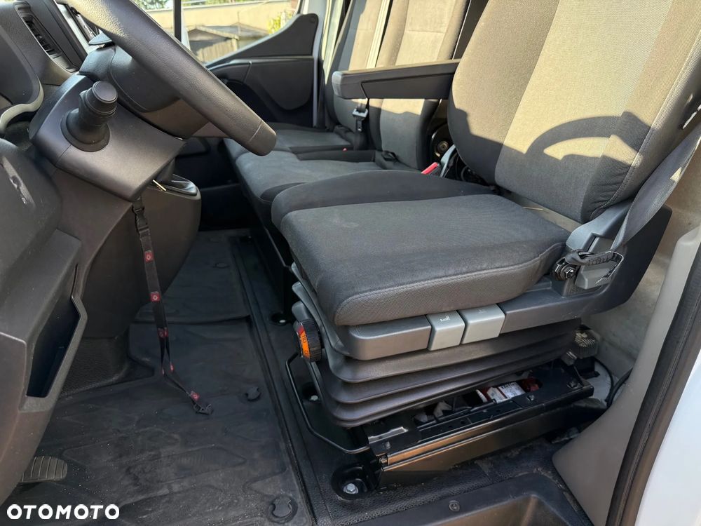 Renault Master - 16
