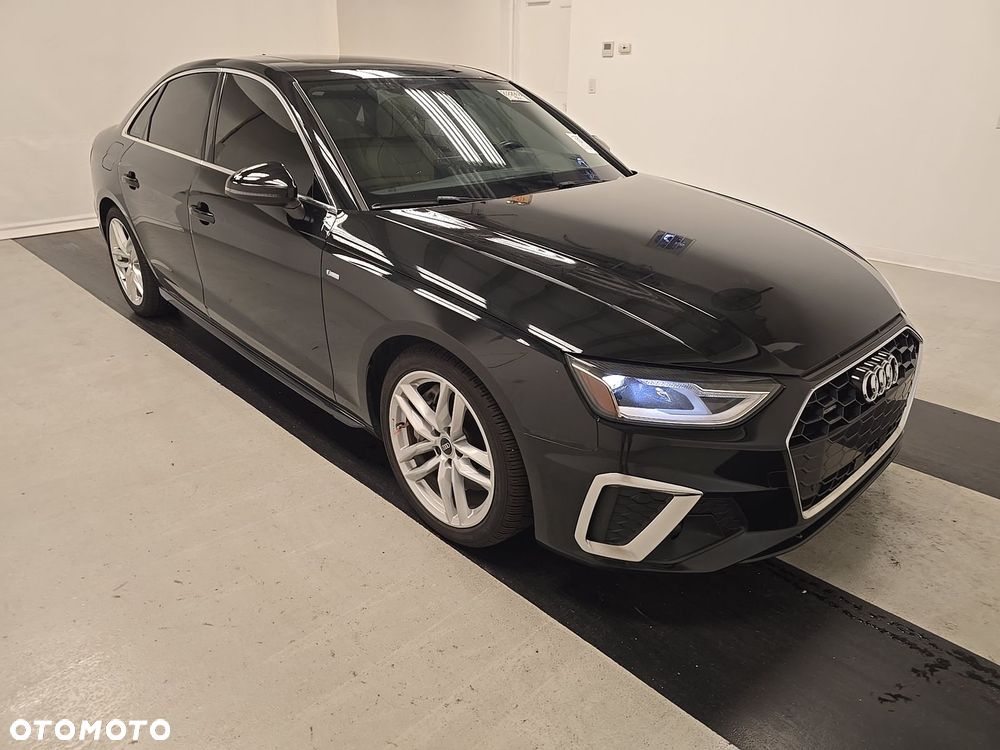 Audi A4 Limousine 45 TFSI quattro S tronic S line - 4