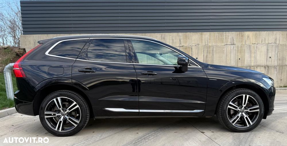 Volvo XC 60 T6 AWD Recharge Geartronic Inscription Expression - 4