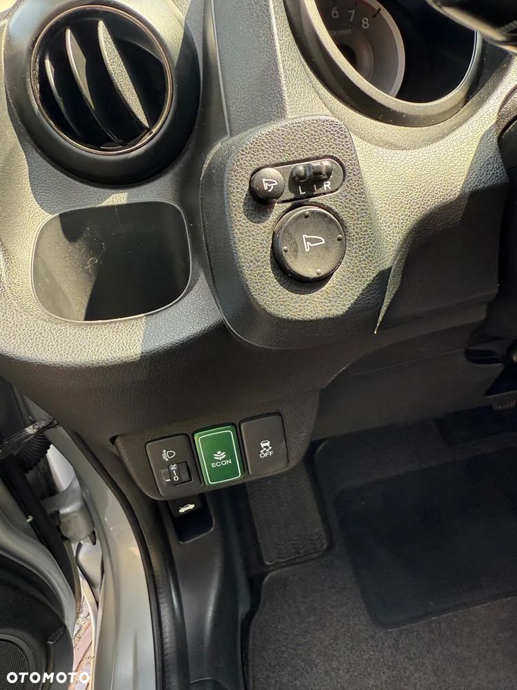 Honda Jazz 1.3 DSi i-VTEC IMA CVT Exclusive - 13