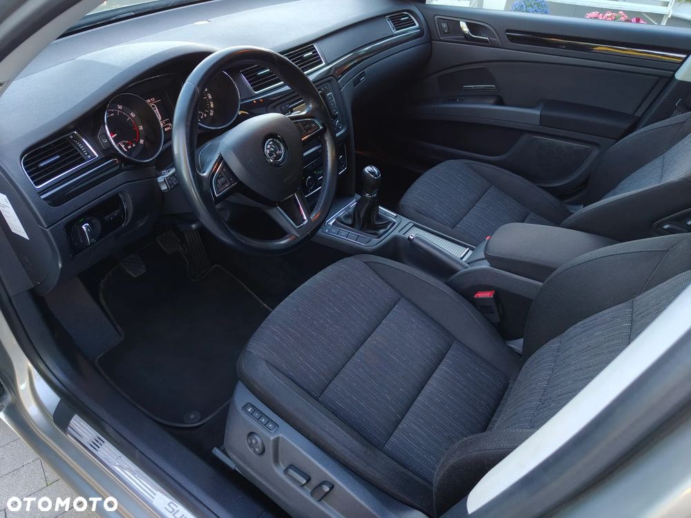 Skoda Superb 1.8 TSI Elegance - 25