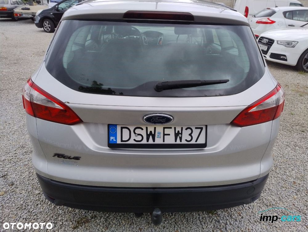 Ford Focus - 10
