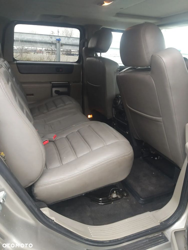 Hummer H2 6.0 V8 - 18