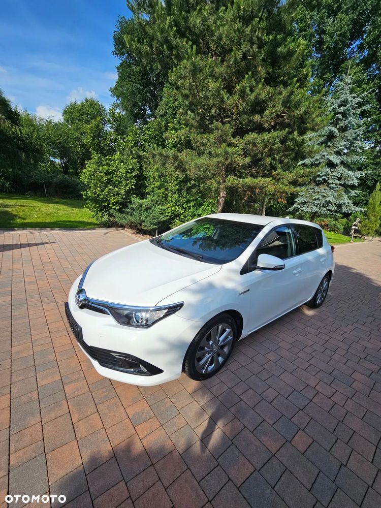 Toyota Auris - 12