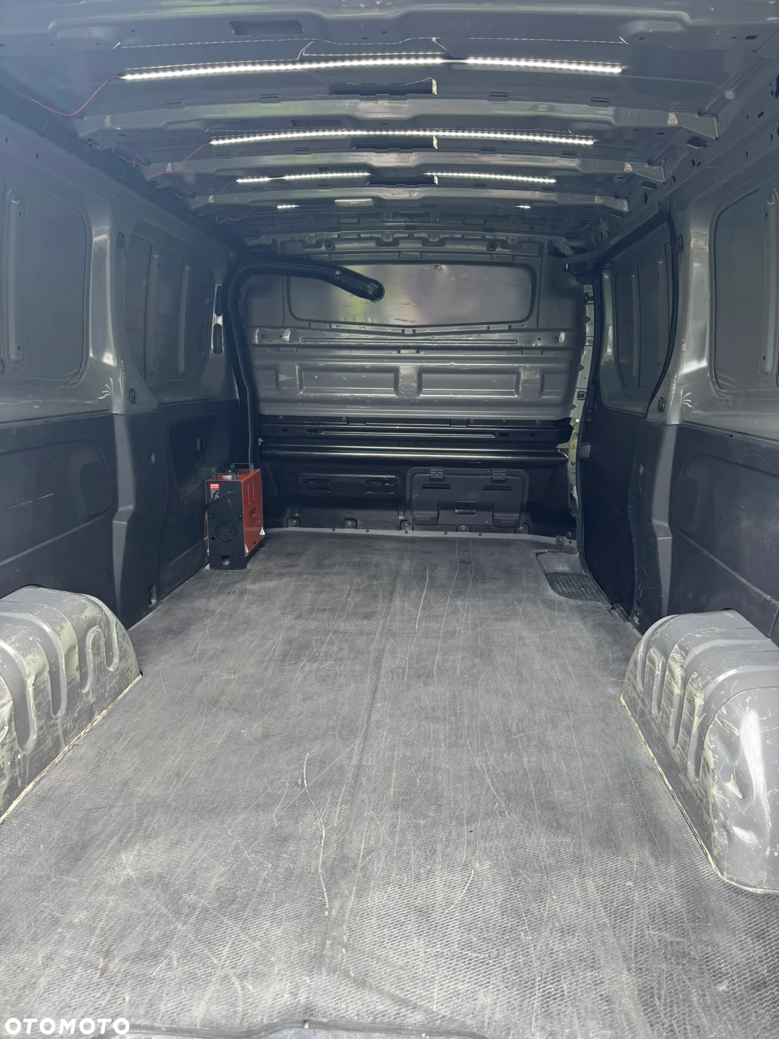 Renault Trafic - 11