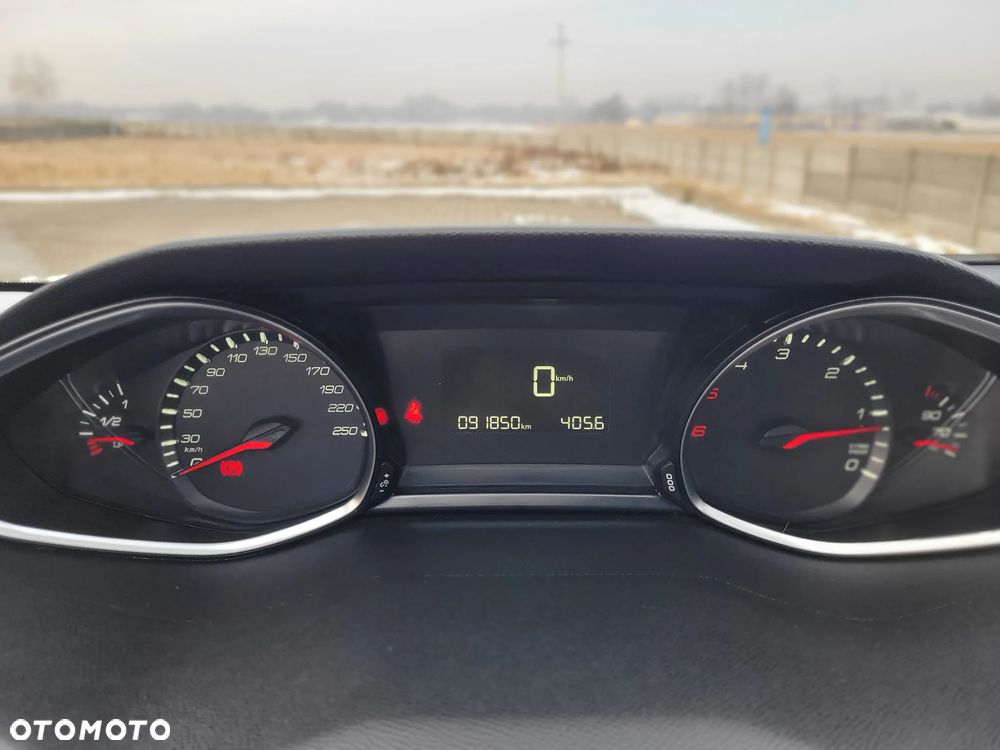 Peugeot 308 1.6 HDi Presence - 29