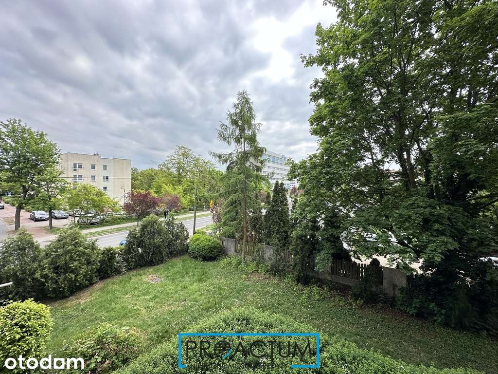 Centrum Torunia! 4 pokoje! 1 piętro! Balkon!