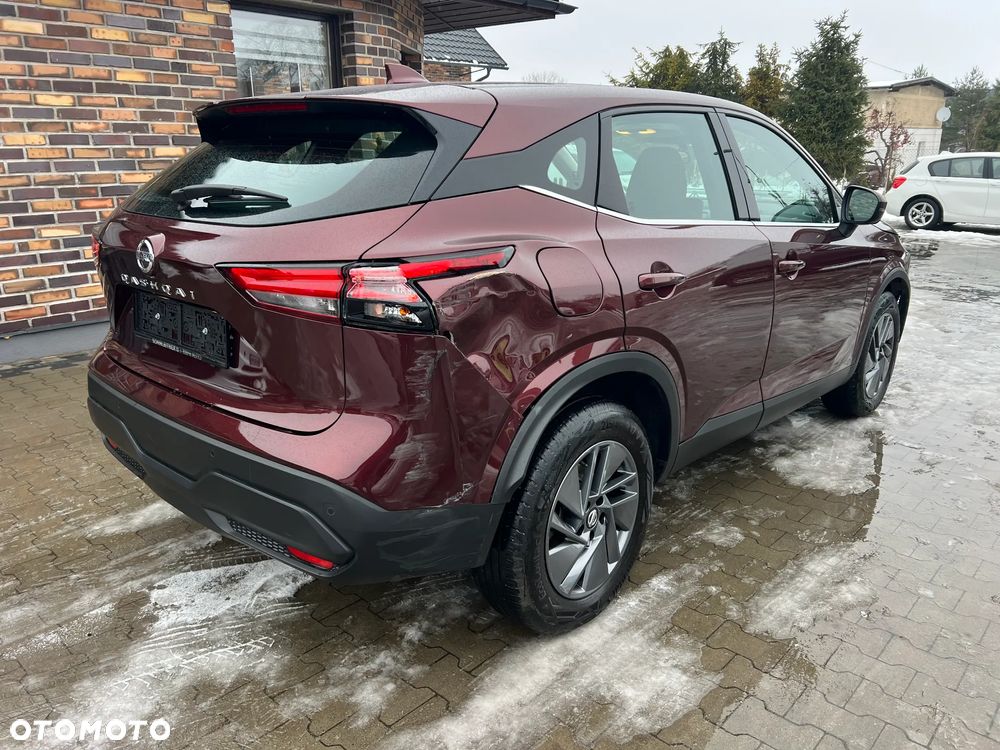 Nissan Qashqai 1.3 DIG-T AKARI - 4