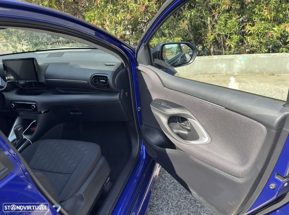 Toyota Yaris 1.5 HDF Comfort Plus - 3