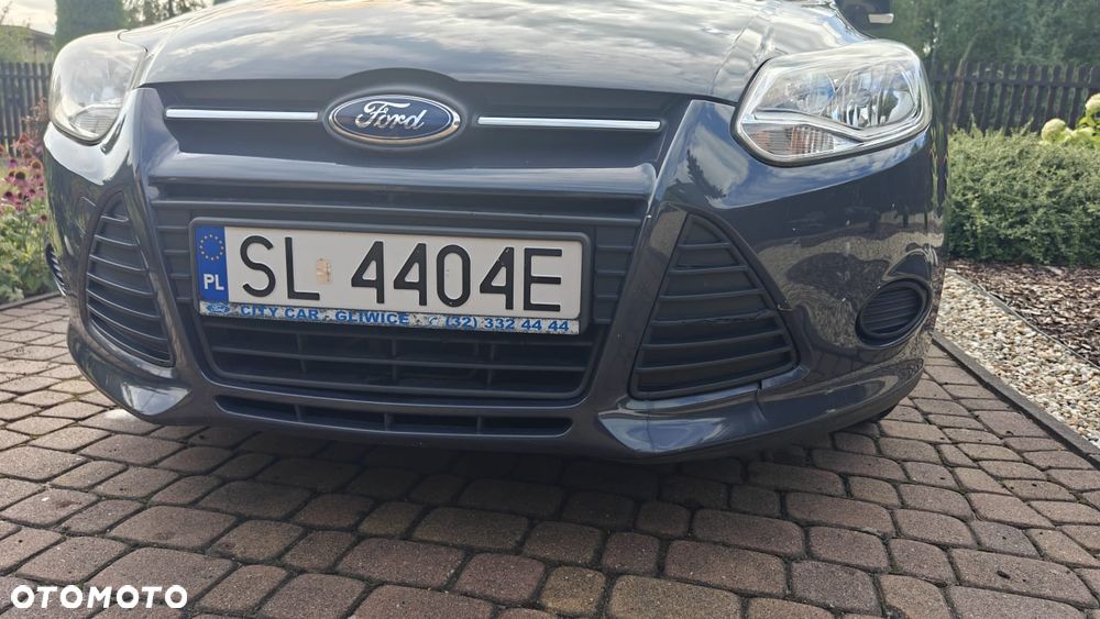 Ford Focus 1.6 Trend - 16