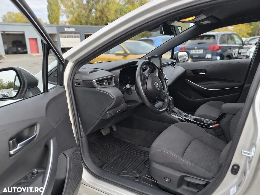 Toyota Corolla 1.8 HSD Dynamic - 14