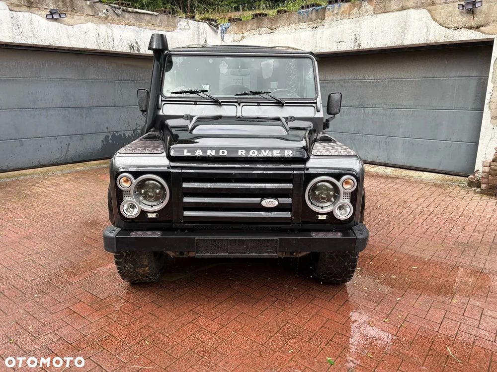 Land Rover Defender 110 SE - 2