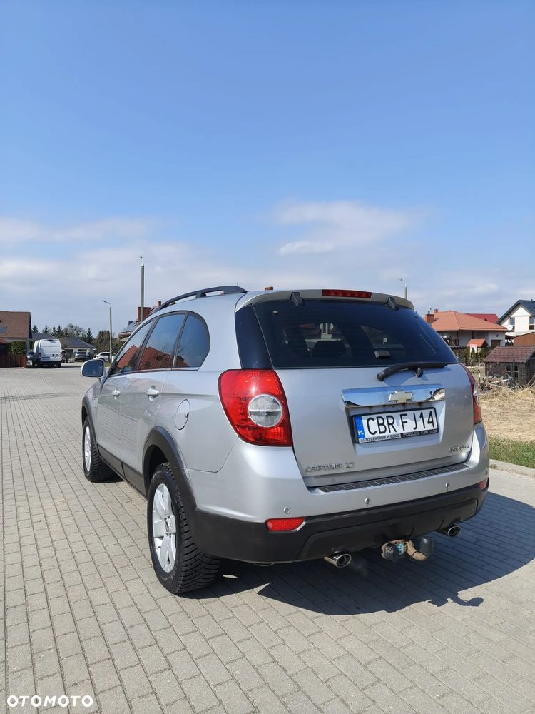 Chevrolet Captiva - 4
