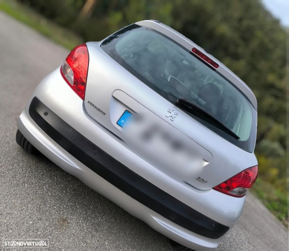 Peugeot 207 1.4 16V Active - 3