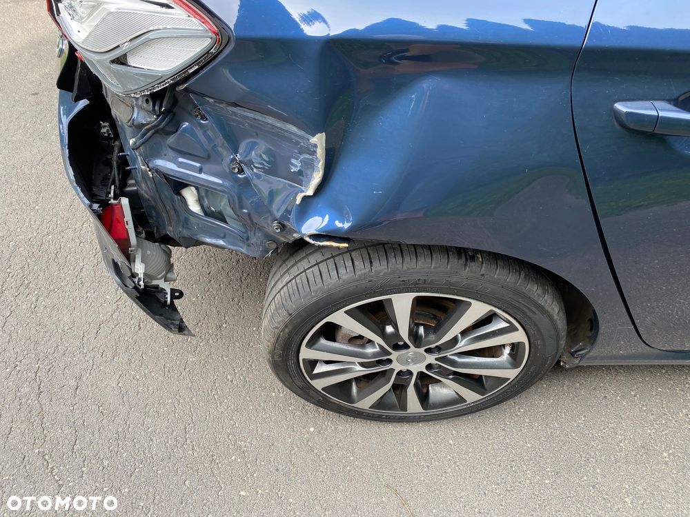 Hyundai i30 1.4 T-GDI Passion Plus - 12