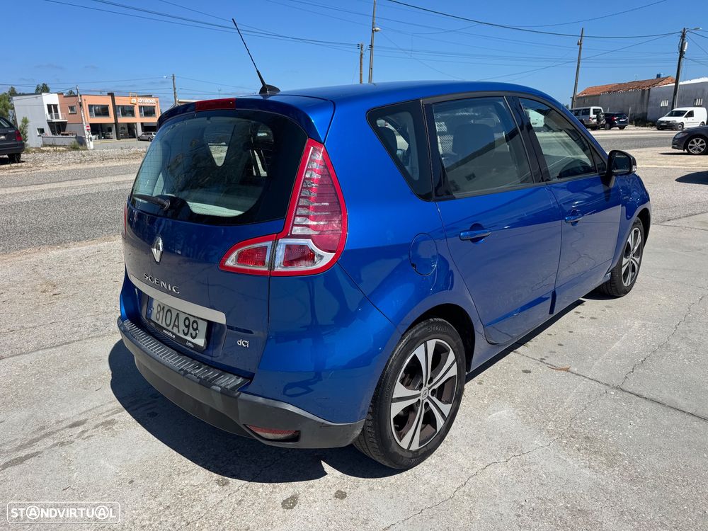 Renault Scénic - 10