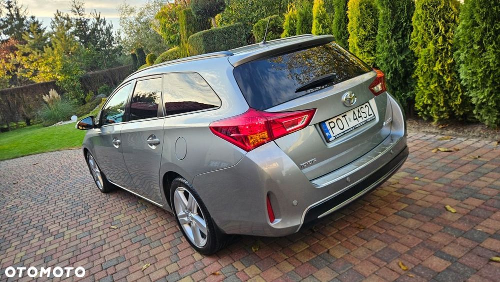 Toyota Auris 1.6 Valvematic Multidrive S Touring Sports Life - 7