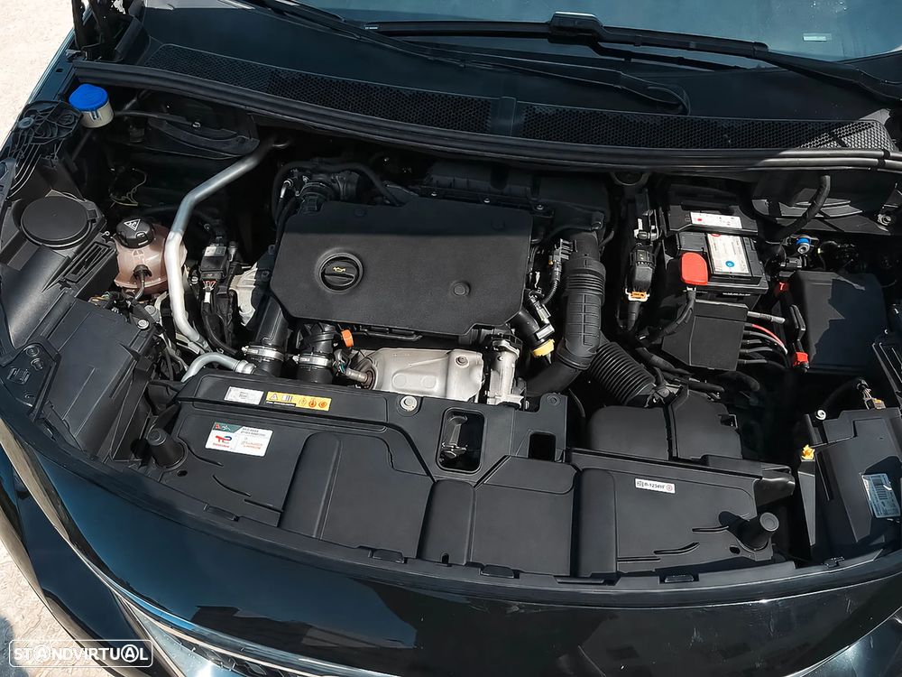 Peugeot 5008 1.5 BlueHDi Allure Pack EAT8 - 18
