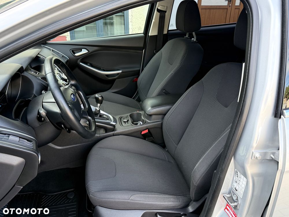 Ford Focus 1.6 TDCi DPF Titanium - 26