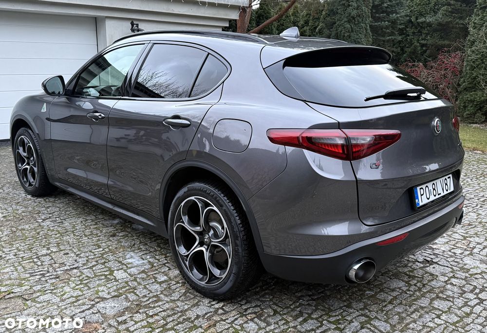 Alfa Romeo Stelvio 2.0 Turbo B-Tech Edition Q4 - 4