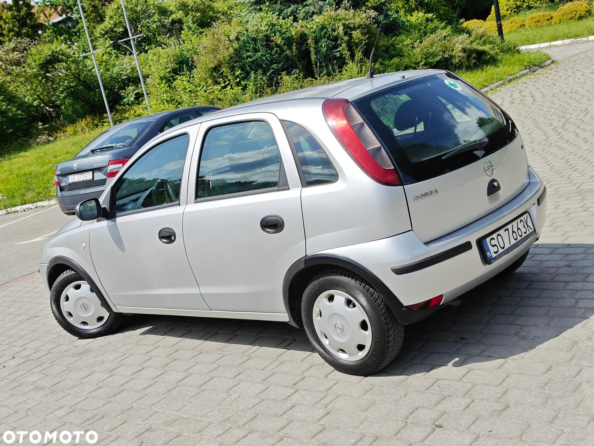 Opel Corsa 1.2 16V Cosmo - 1
