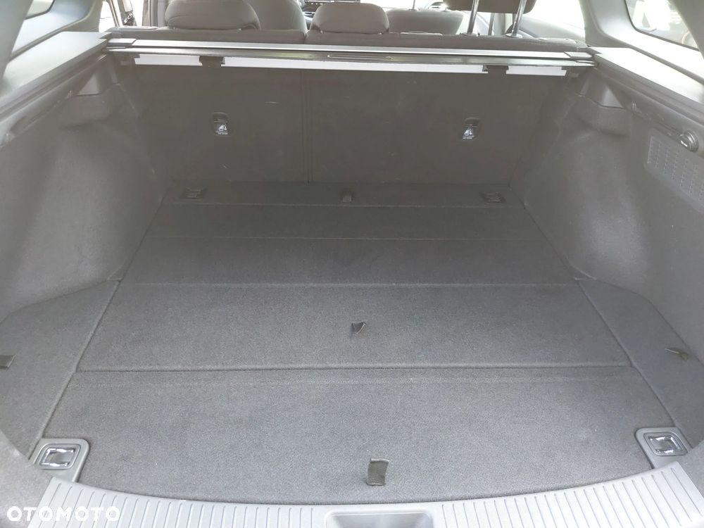 Hyundai i30 1.5 T-GDI 48V Smart - 17