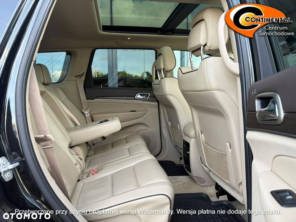 Jeep Grand Cherokee - 9