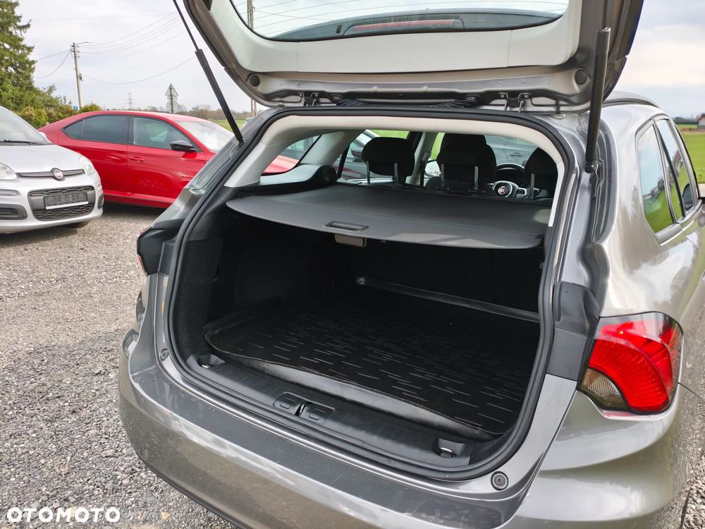 Fiat Tipo 1.4 T-Jet Easy - 24