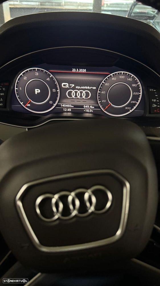 Audi Q7 3.0 TDI quattro S-line Tiptronic 7L - 7