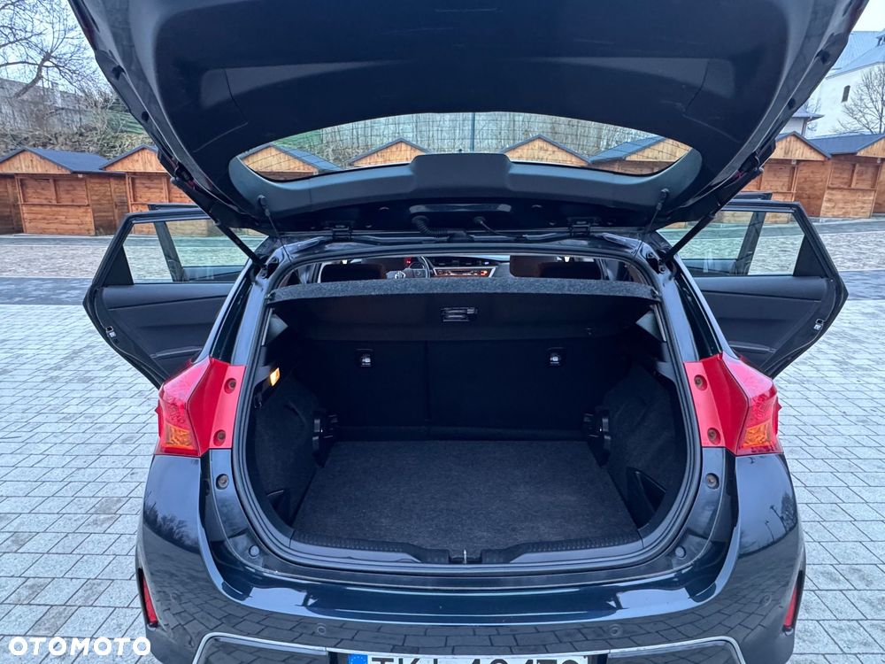 Toyota Auris 1.6 Premium Start - 11
