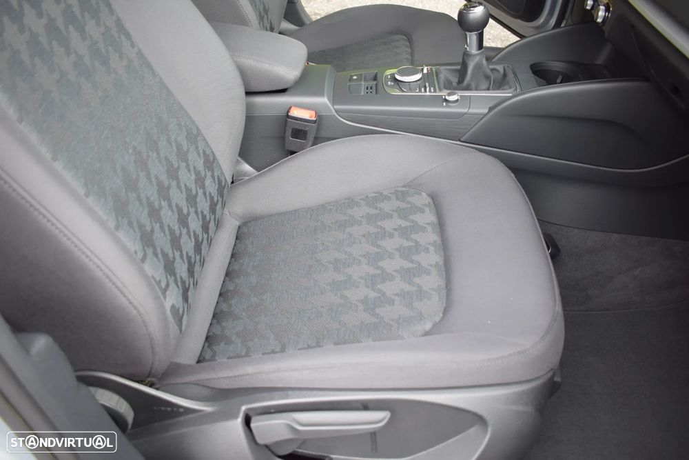 Audi A3 Limousine 1.6 TDI S-line - 20