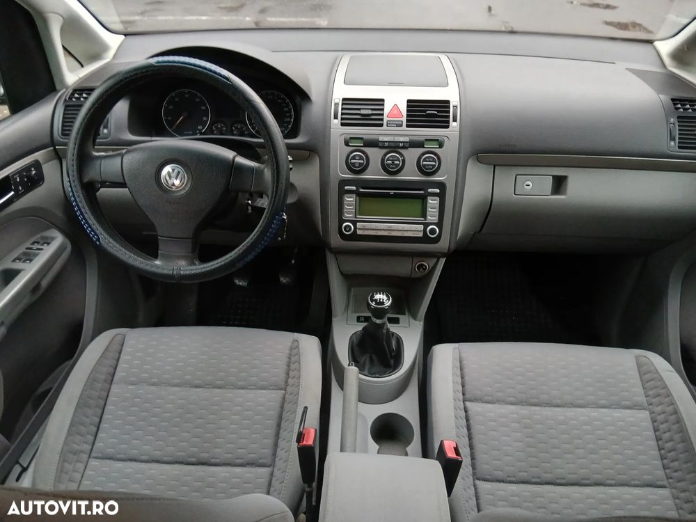 Volkswagen Touran 1.4 TSI United - 7