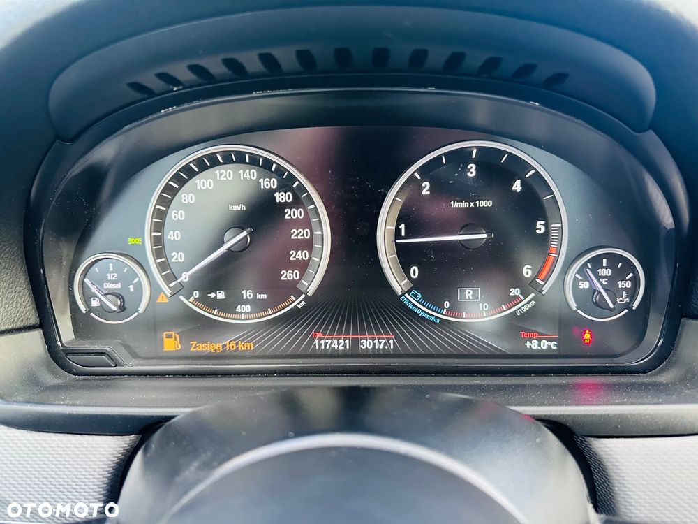 BMW Seria 5 525d xDrive Luxury Line - 8