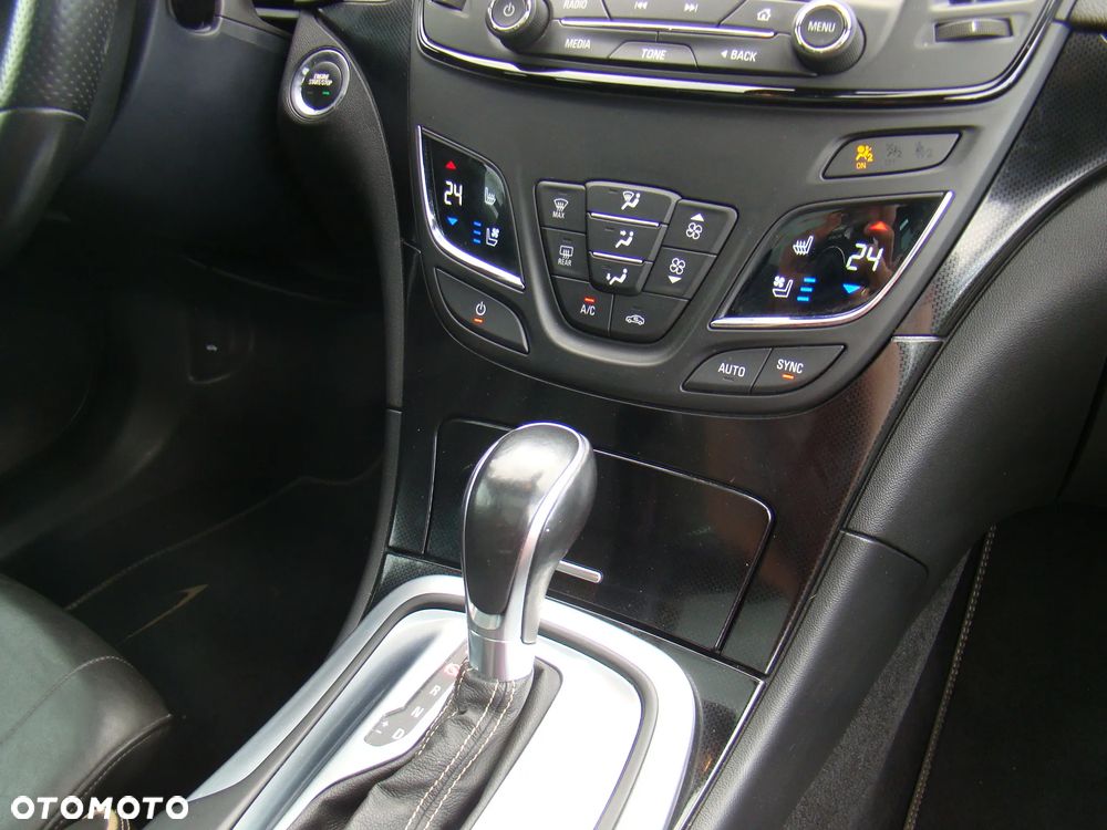 Opel Insignia 2.0 CDTI 4x4 Automatik Innovation - 40