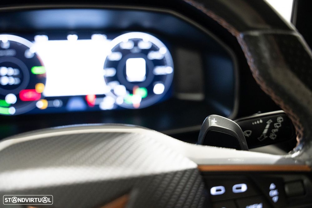 Cupra Leon 1.4 e-Hybrid DSG - 20