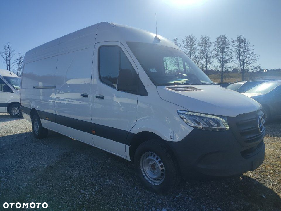 Mercedes-Benz Sprinter - 5