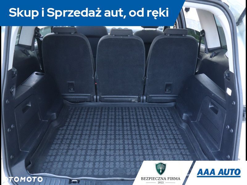 Ford S-Max - 14