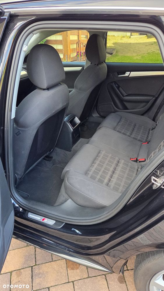 Audi A4 Avant 2.0 TDI - 14