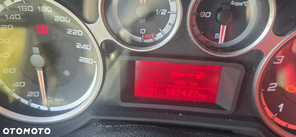 Alfa Romeo Mito TB 1.4 16V - 10