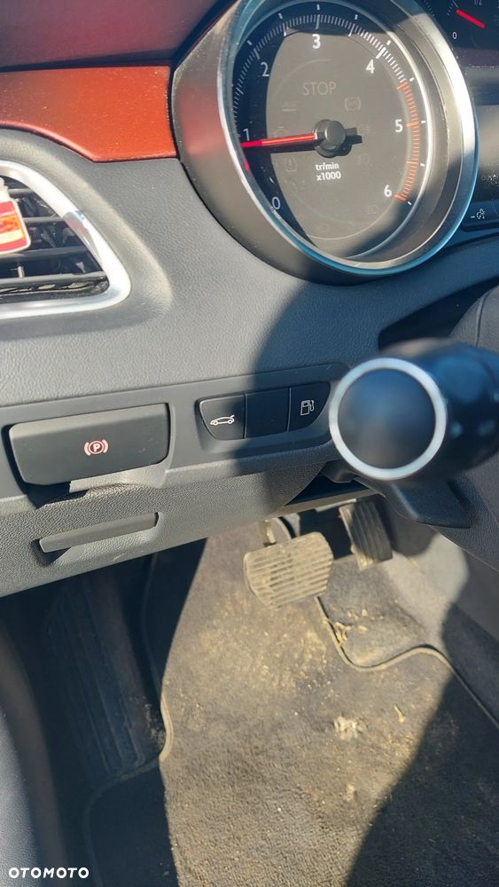 Peugeot 508 RXH BlueHDi 180 EAT6 Stop&Start - 16