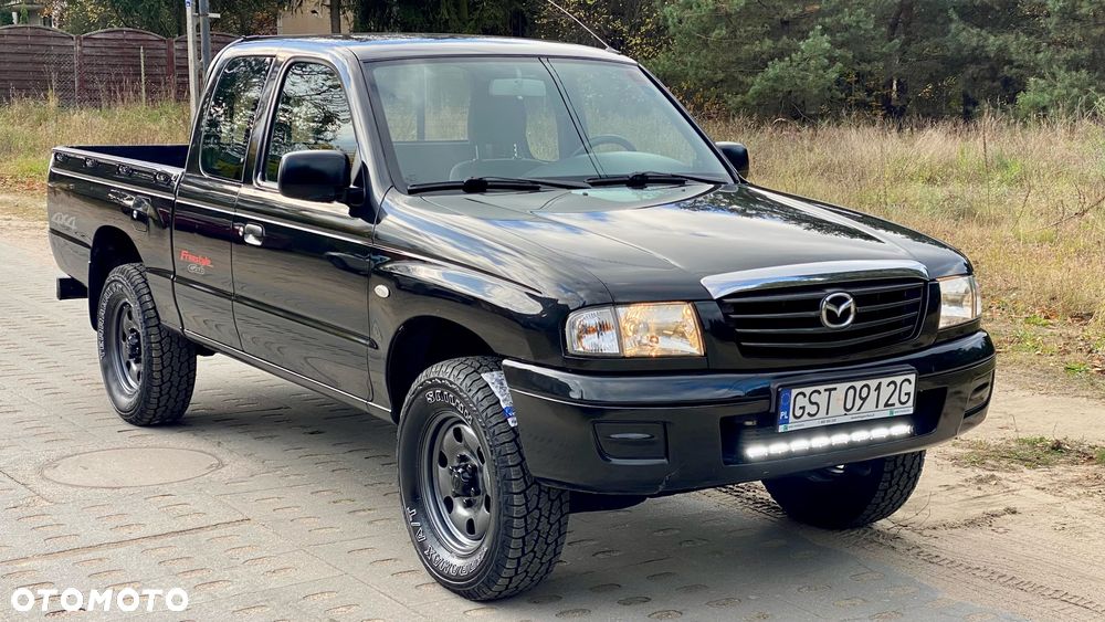 Mazda Seria B - 15