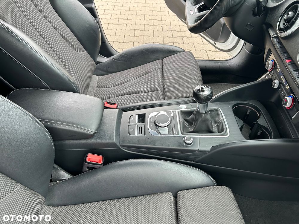 Audi A3 Limousine 35 TFSI - 22