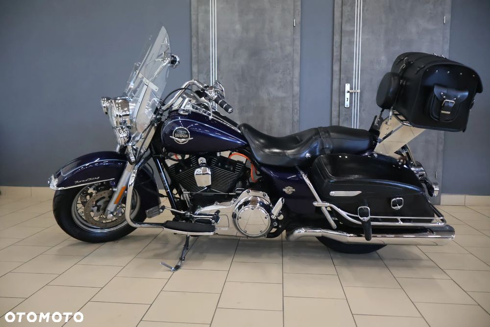 Harley-Davidson Touring Road King - 2