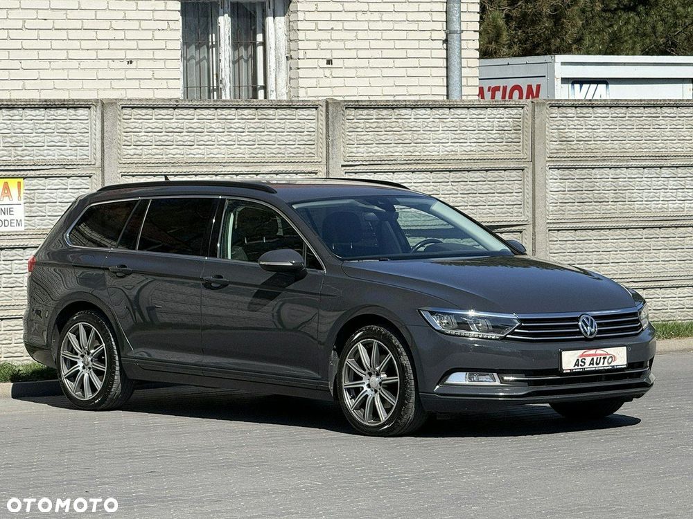 Volkswagen Passat - 34