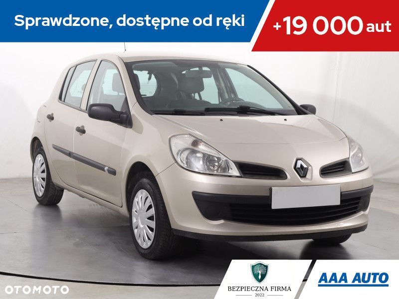 Renault Clio - 1