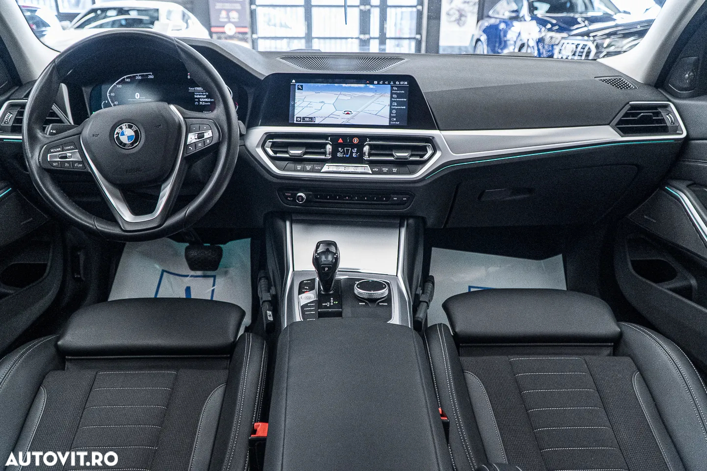 BMW Seria 3 318d Aut. Sport Line - 37
