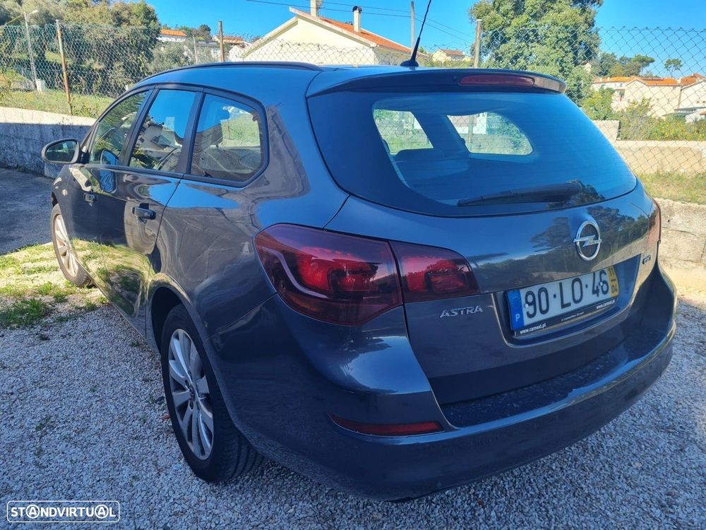 Opel Astra 1.7 CDTi Enjoy - 2