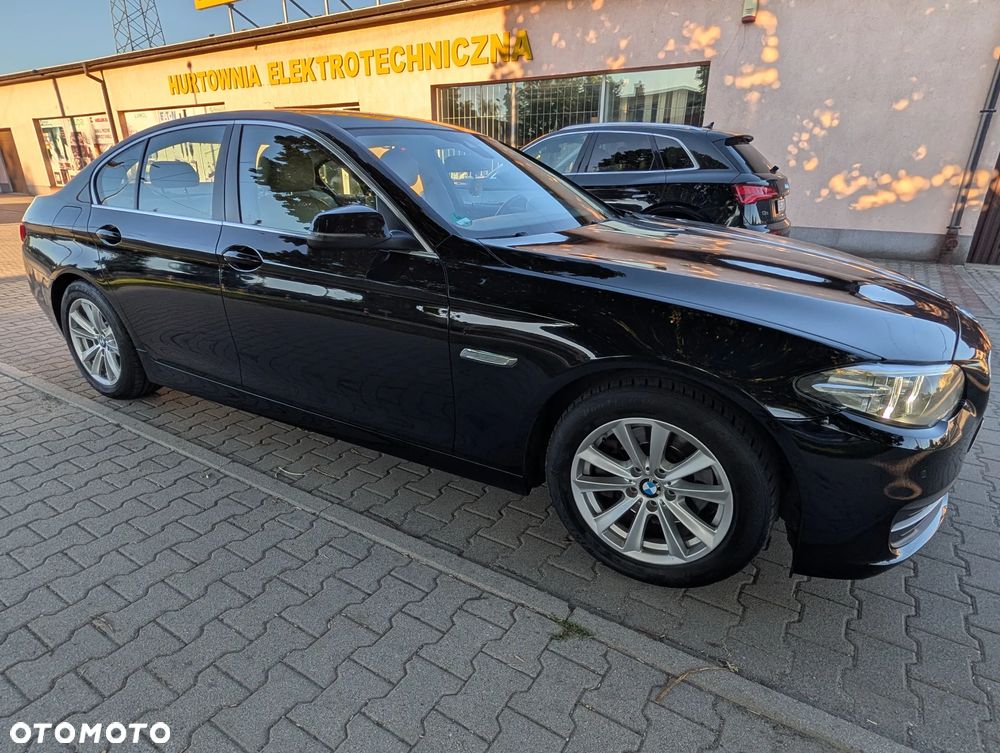 BMW Seria 5 520d - 7