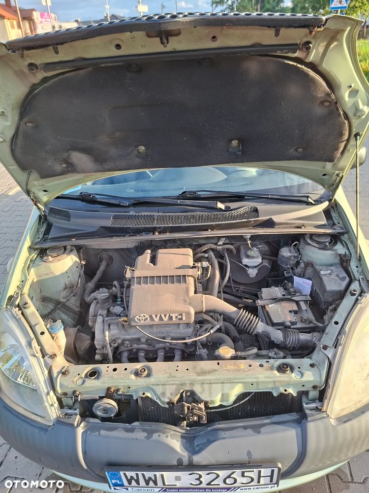 Toyota Yaris 1.0 Base - 11