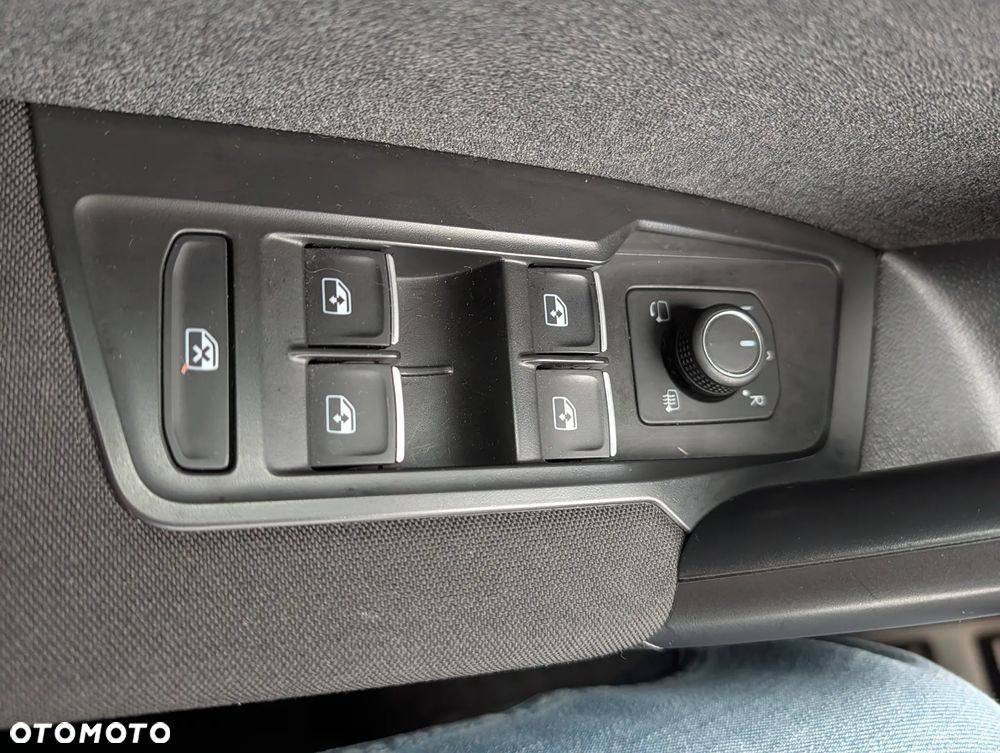 Volkswagen Tiguan Allspace 2.0 TDI SCR DSG Move - 32